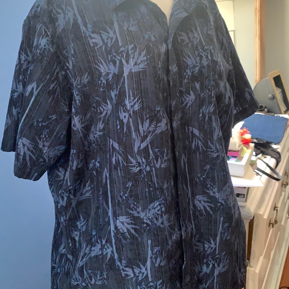 Van Heusen Mens Shirt Size Large